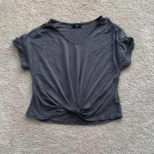 VICI top with twisted front knot